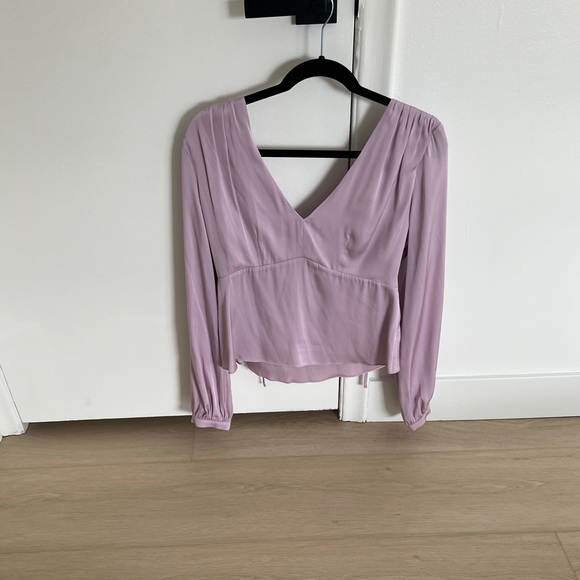 INTERMIX size 8 lavender silk blouse - Picture 1 of 2